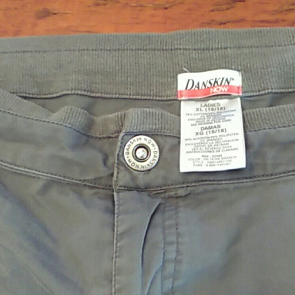 Danskin - Picture 3 of 5